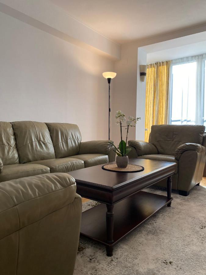 Mv Central Apartment & Garage - Self Check-In Timisoara Ngoại thất bức ảnh
