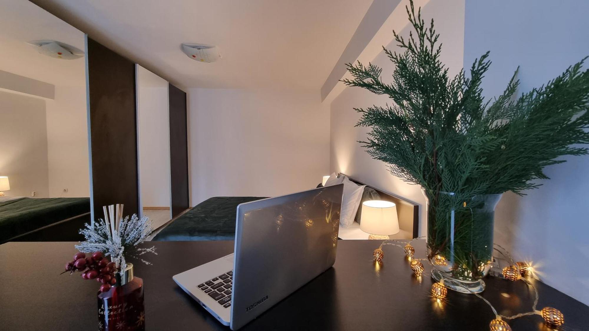 Mv Central Apartment & Garage - Self Check-In Timisoara Ngoại thất bức ảnh