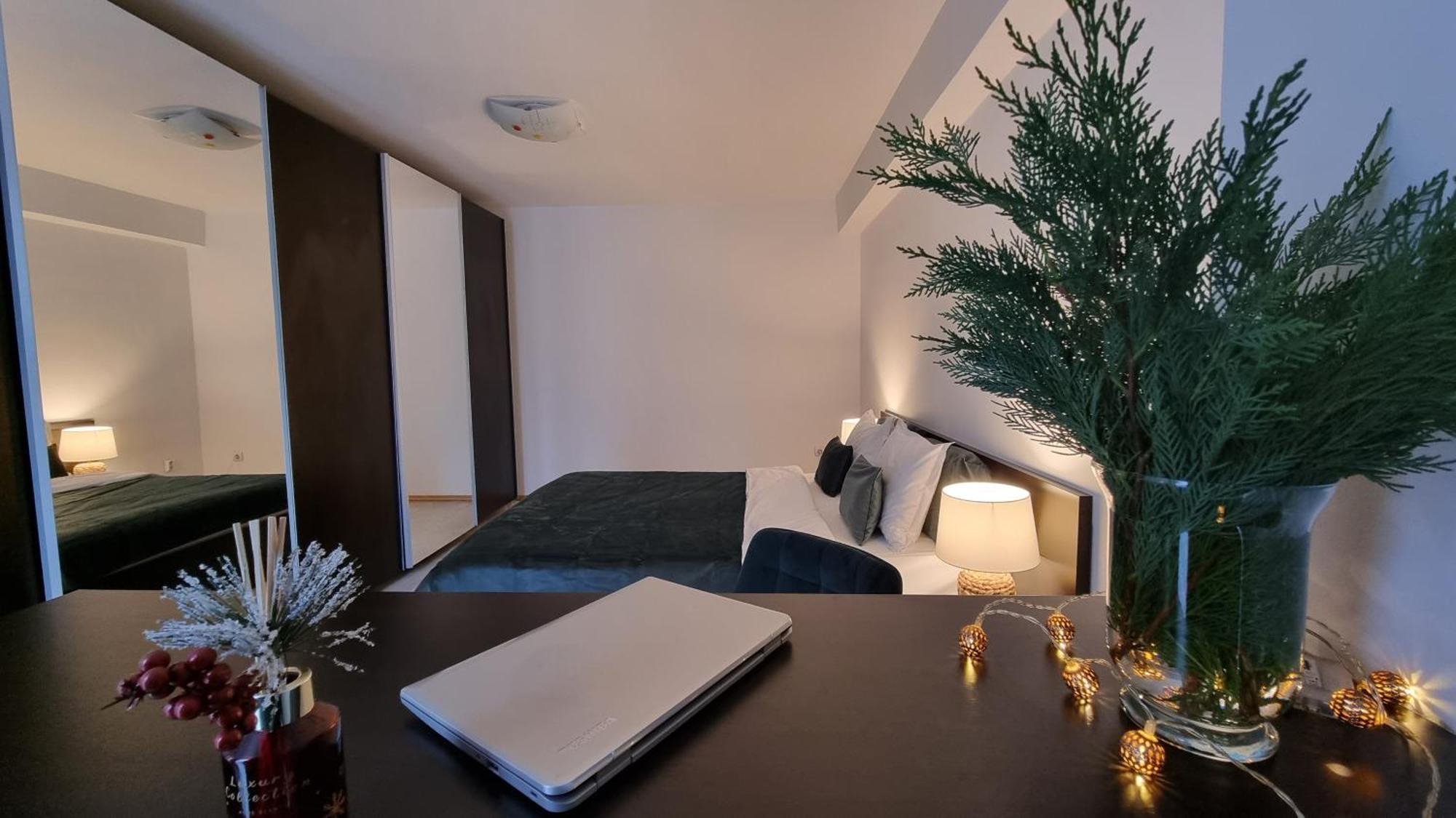 Mv Central Apartment & Garage - Self Check-In Timisoara Ngoại thất bức ảnh